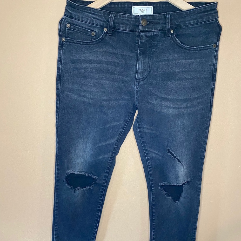 Black distressed jeans